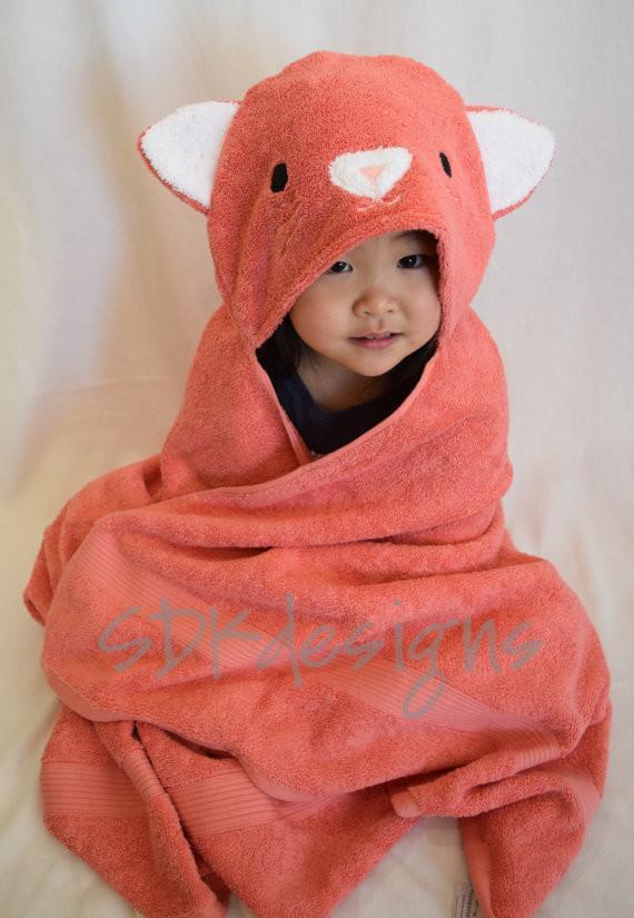 Hooded Bath Towel - Kitten