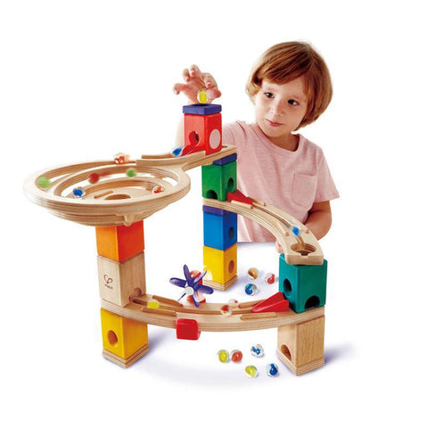 https://www.hopscotchstore.com/cdn/shop/products/Quadrilla-Race-to-the-Finish-Marble-Run-by-Hape-Marble-Track-Sets-Hape-2_large.jpg?v=1667278922